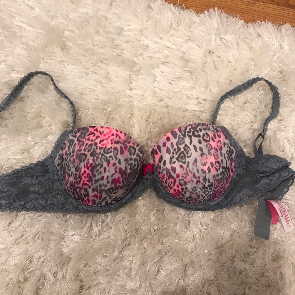 Victoria’s Secret PINK Grey & Pink Cheetah Bra